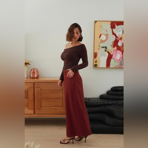 Tunchy Cindy Pencil Skirt in Burgundy – Size Small – NWT - Picture 5 of 7